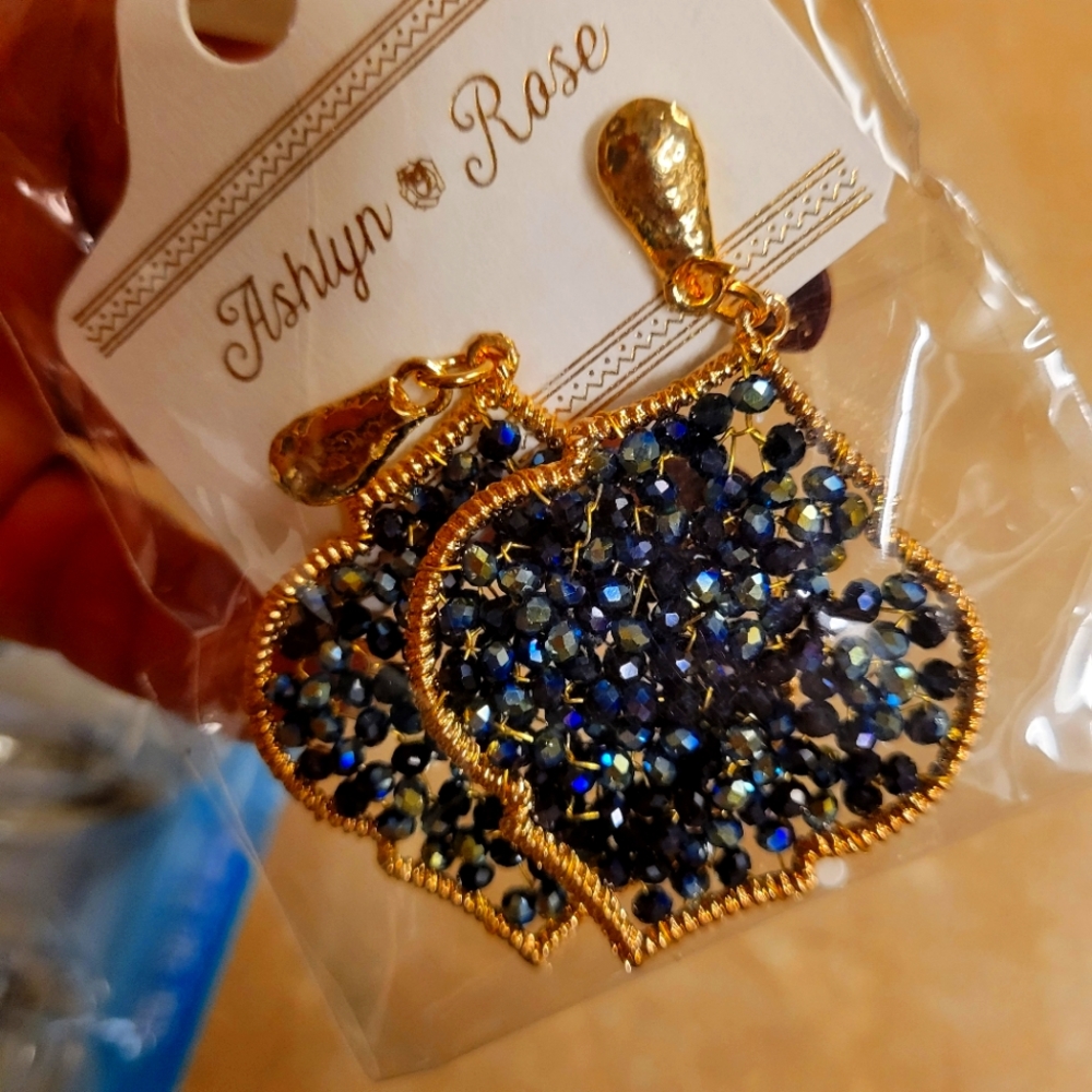 Boutique earrings